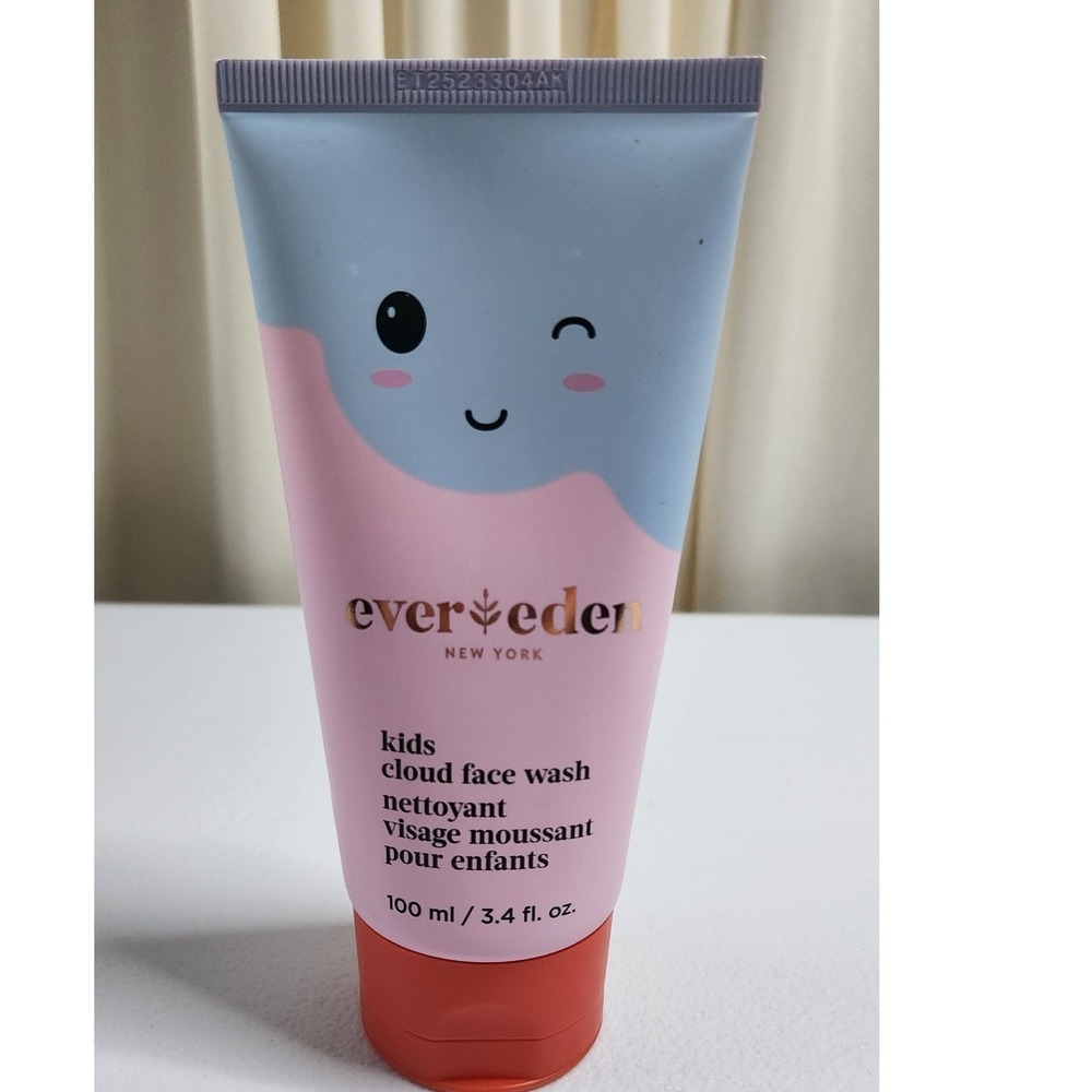 Evereden Kids Cloud Face Wash Foaming Cleanser with Coconut Extract 3.4oz 100ml